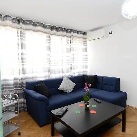 Dimitrie Cantemir Apartment *